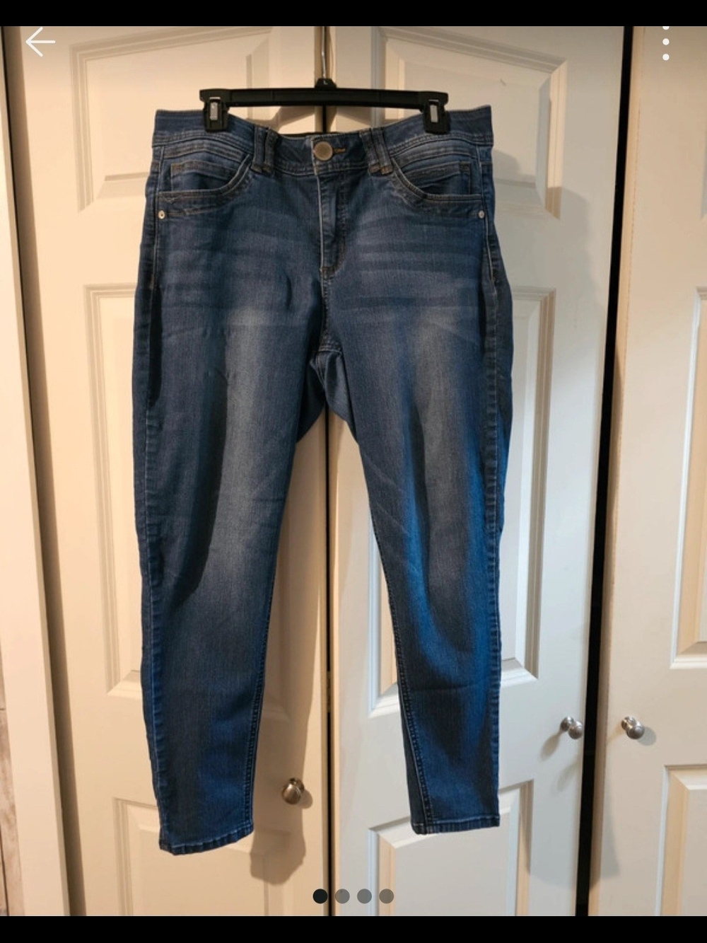 Democracy Women's Skinny Jeans in Medium Blue Wash